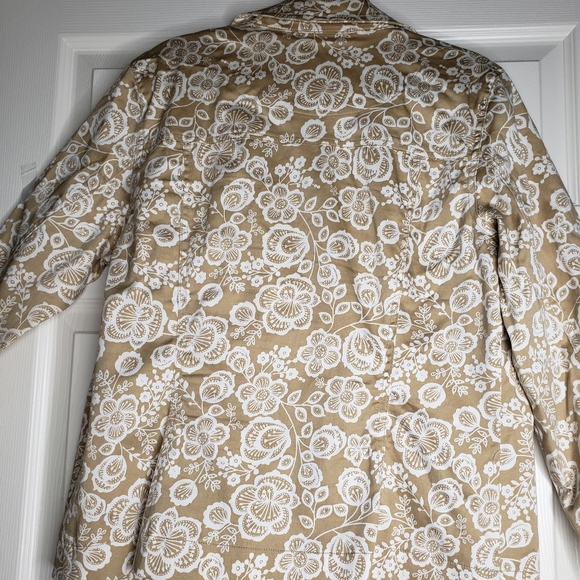 Jacket - Picture 2 of 4